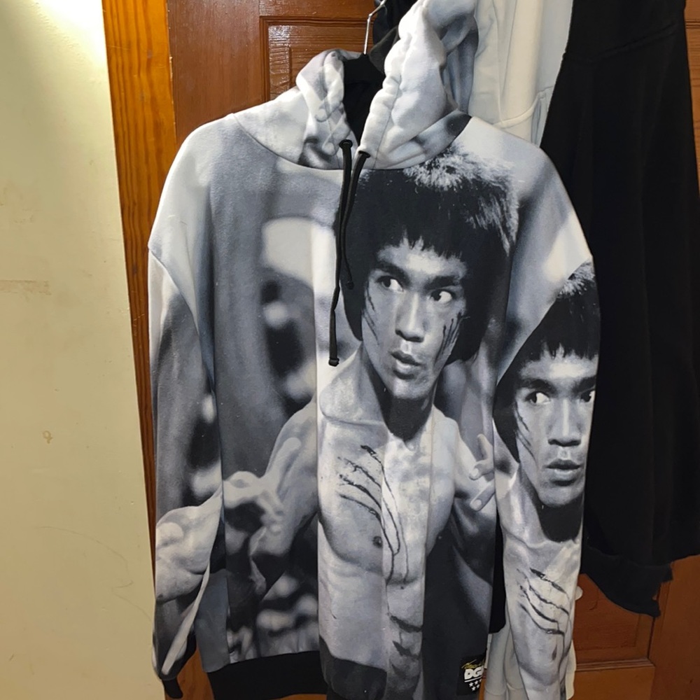 COLLECTIBLE  DGK BRUCE LEE HOODIE